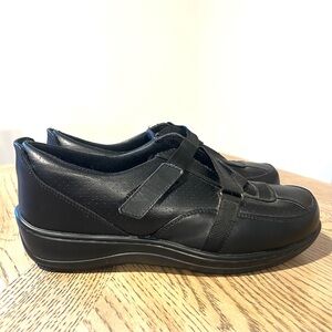 NWOT ORTHOFEET Alexandria Leather Comfort Shoes Black Womens 10.5 Wide Casual